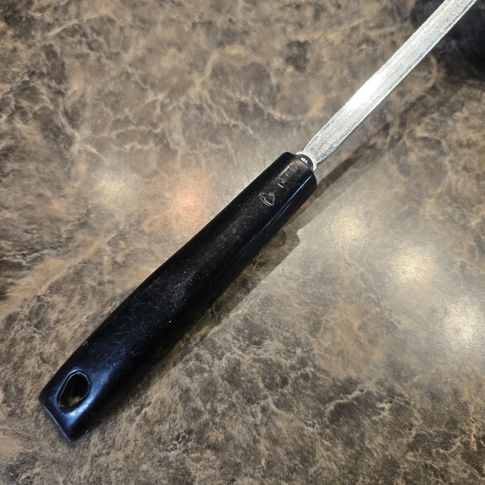 VINTAGE EKCO SLOTTED KEYHOLE SPATULA FLIPPER TURNER CHROME‎ BLACK HANDLE USA